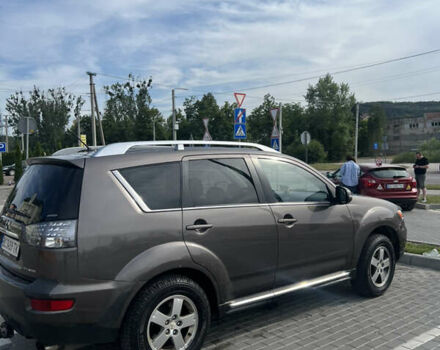 Мицубиси Аутлендер ХЛ, объемом двигателя 2 л и пробегом 317 тыс. км за 10991 $, фото 6 на Automoto.ua