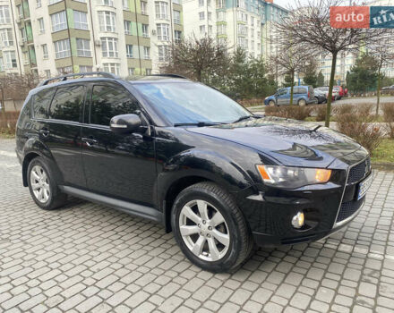 Мицубиси Аутлендер ХЛ, объемом двигателя 2.36 л и пробегом 244 тыс. км за 9999 $, фото 1 на Automoto.ua