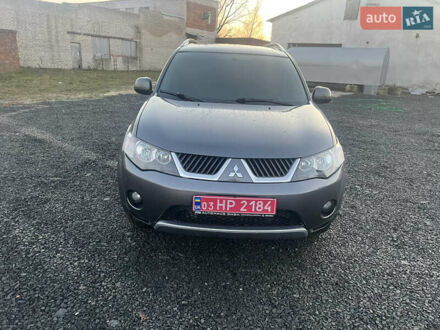 Мицубиси Аутлендер ХЛ, объемом двигателя 2 л и пробегом 158 тыс. км за 9200 $, фото 1 на Automoto.ua
