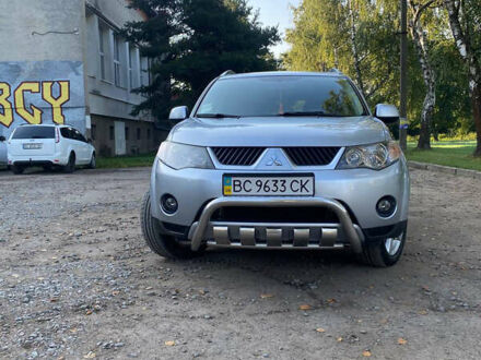 Мицубиси Аутлендер ХЛ, объемом двигателя 2.36 л и пробегом 177 тыс. км за 9200 $, фото 1 на Automoto.ua