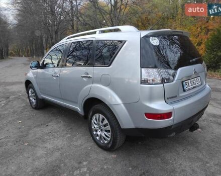 Сірий Міцубісі Аутлендер ХЛ, об'ємом двигуна 2.4 л та пробігом 307 тис. км за 8399 $, фото 7 на Automoto.ua