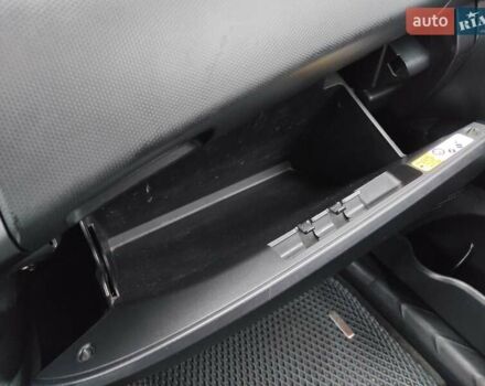 Серый Мицубиси Аутлендер ХЛ, объемом двигателя 2.4 л и пробегом 307 тыс. км за 8299 $, фото 72 на Automoto.ua