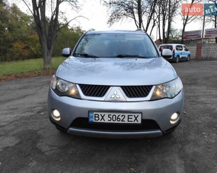 Сірий Міцубісі Аутлендер ХЛ, об'ємом двигуна 2.4 л та пробігом 307 тис. км за 8399 $, фото 4 на Automoto.ua