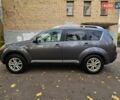 Серый Мицубиси Аутлендер ХЛ, объемом двигателя 2 л и пробегом 450 тыс. км за 4600 $, фото 3 на Automoto.ua