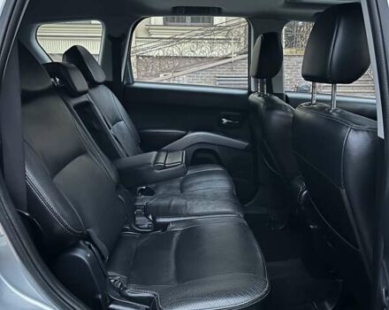 Серый Мицубиси Аутлендер ХЛ, объемом двигателя 3 л и пробегом 129 тыс. км за 10450 $, фото 27 на Automoto.ua