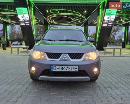 Серый Мицубиси Аутлендер ХЛ, объемом двигателя 2.2 л и пробегом 268 тыс. км за 8999 $, фото 93 на Automoto.ua