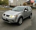Серый Мицубиси Аутлендер ХЛ, объемом двигателя 3 л и пробегом 129 тыс. км за 10450 $, фото 11 на Automoto.ua