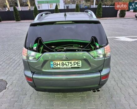 Серый Мицубиси Аутлендер ХЛ, объемом двигателя 2.2 л и пробегом 268 тыс. км за 8999 $, фото 12 на Automoto.ua