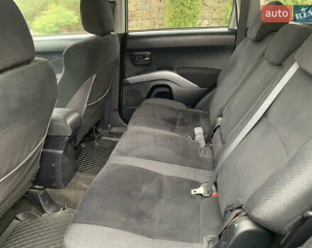 Сірий Міцубісі Аутлендер ХЛ, об'ємом двигуна 2 л та пробігом 310 тис. км за 6999 $, фото 18 на Automoto.ua
