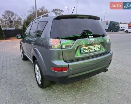 Серый Мицубиси Аутлендер ХЛ, объемом двигателя 2.2 л и пробегом 268 тыс. км за 8999 $, фото 18 на Automoto.ua