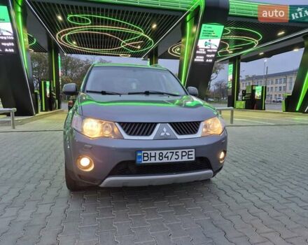 Серый Мицубиси Аутлендер ХЛ, объемом двигателя 2.2 л и пробегом 268 тыс. км за 8999 $, фото 9 на Automoto.ua