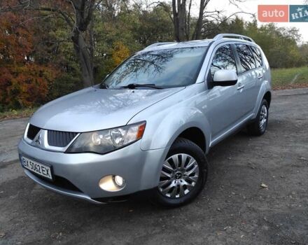 Сірий Міцубісі Аутлендер ХЛ, об'ємом двигуна 2.4 л та пробігом 307 тис. км за 8399 $, фото 2 на Automoto.ua