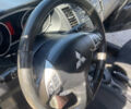 Серый Мицубиси Аутлендер ХЛ, объемом двигателя 3 л и пробегом 221 тыс. км за 9000 $, фото 22 на Automoto.ua