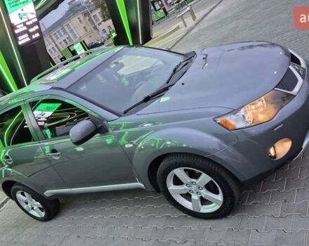 Серый Мицубиси Аутлендер ХЛ, объемом двигателя 2.2 л и пробегом 268 тыс. км за 8999 $, фото 25 на Automoto.ua