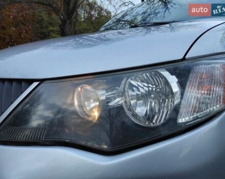 Сірий Міцубісі Аутлендер ХЛ, об'ємом двигуна 2.4 л та пробігом 307 тис. км за 8399 $, фото 12 на Automoto.ua