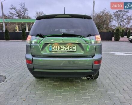 Серый Мицубиси Аутлендер ХЛ, объемом двигателя 2.2 л и пробегом 268 тыс. км за 8999 $, фото 13 на Automoto.ua