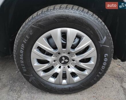 Серый Мицубиси Аутлендер ХЛ, объемом двигателя 2.4 л и пробегом 307 тыс. км за 8299 $, фото 22 на Automoto.ua