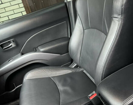 Серый Мицубиси Аутлендер ХЛ, объемом двигателя 3 л и пробегом 83 тыс. км за 13500 $, фото 41 на Automoto.ua