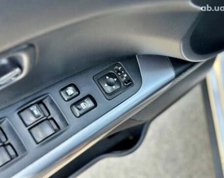 Серый Мицубиси Аутлендер ХЛ, объемом двигателя 3 л и пробегом 201 тыс. км за 8300 $, фото 8 на Automoto.ua