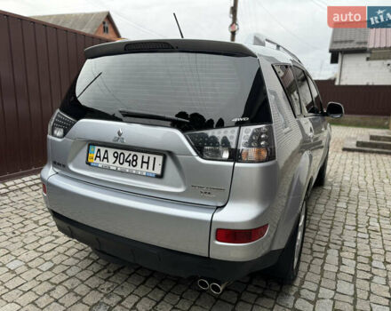 Серый Мицубиси Аутлендер ХЛ, объемом двигателя 3 л и пробегом 83 тыс. км за 13500 $, фото 17 на Automoto.ua