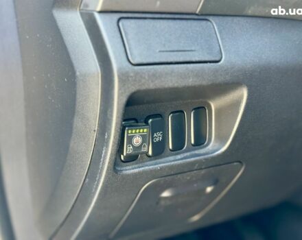 Серый Мицубиси Аутлендер ХЛ, объемом двигателя 3 л и пробегом 201 тыс. км за 8300 $, фото 9 на Automoto.ua