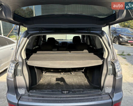 Міцубісі Аутлендер ХЛ 2008 у Києві на Automoto.ua Сірий Міцубісі Аутлендер ХЛ, об'ємом двигуна 2.36 л та пробігом 215 тис. км за 9000 $, фото 13 на Automoto.ua