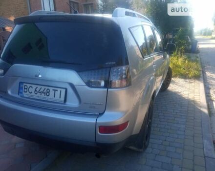 Серый Мицубиси Аутлендер ХЛ, объемом двигателя 2.36 л и пробегом 248 тыс. км за 7100 $, фото 10 на Automoto.ua