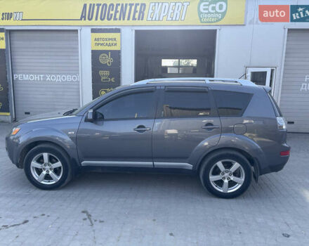 Міцубісі Аутлендер ХЛ 2008 у Києві на Automoto.ua Сірий Міцубісі Аутлендер ХЛ, об'ємом двигуна 2.36 л та пробігом 215 тис. км за 9000 $, фото 8 на Automoto.ua