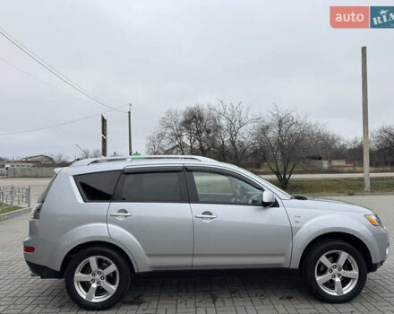 Серый Мицубиси Аутлендер ХЛ, объемом двигателя 3 л и пробегом 195 тыс. км за 10300 $, фото 7 на Automoto.ua