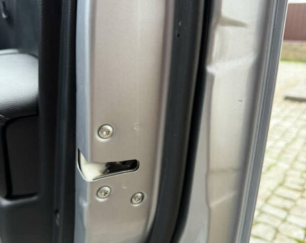 Серый Мицубиси Аутлендер ХЛ, объемом двигателя 3 л и пробегом 83 тыс. км за 13500 $, фото 77 на Automoto.ua