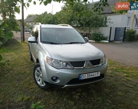 Серый Мицубиси Аутлендер ХЛ, объемом двигателя 2.4 л и пробегом 188 тыс. км за 9200 $, фото 15 на Automoto.ua
