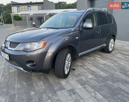 Сірий Міцубісі Аутлендер ХЛ, об'ємом двигуна 2 л та пробігом 360 тис. км за 7950 $, фото 2 на Automoto.ua