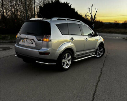 Серый Мицубиси Аутлендер ХЛ, объемом двигателя 2.36 л и пробегом 177 тыс. км за 8750 $, фото 27 на Automoto.ua