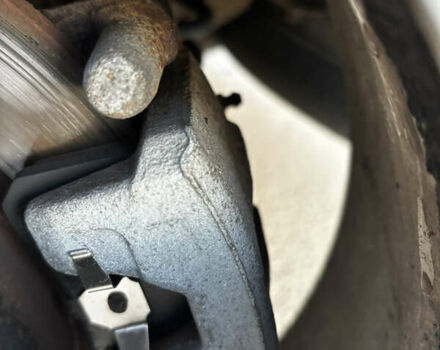 Серый Мицубиси Аутлендер ХЛ, объемом двигателя 2.36 л и пробегом 177 тыс. км за 8750 $, фото 11 на Automoto.ua