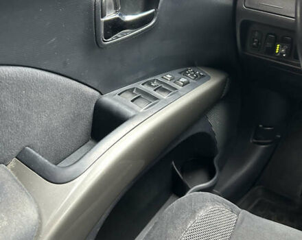 Серый Мицубиси Аутлендер ХЛ, объемом двигателя 2.36 л и пробегом 153 тыс. км за 11500 $, фото 13 на Automoto.ua