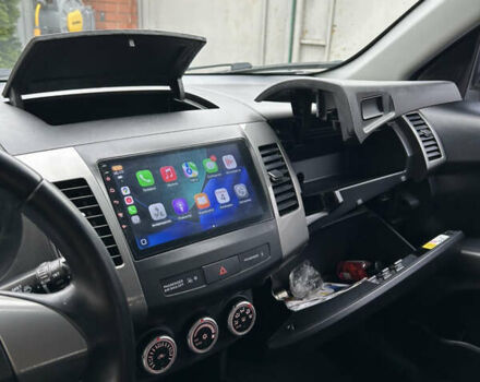 Серый Мицубиси Аутлендер ХЛ, объемом двигателя 2.36 л и пробегом 153 тыс. км за 11500 $, фото 8 на Automoto.ua