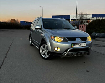 Серый Мицубиси Аутлендер ХЛ, объемом двигателя 2.36 л и пробегом 177 тыс. км за 8750 $, фото 16 на Automoto.ua