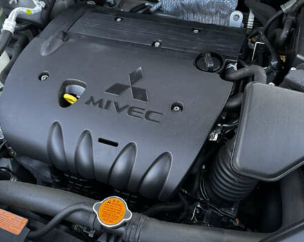 Серый Мицубиси Аутлендер ХЛ, объемом двигателя 2.36 л и пробегом 177 тыс. км за 8750 $, фото 45 на Automoto.ua