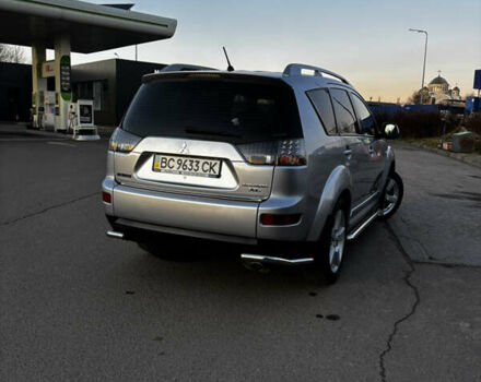 Серый Мицубиси Аутлендер ХЛ, объемом двигателя 2.36 л и пробегом 177 тыс. км за 8750 $, фото 13 на Automoto.ua