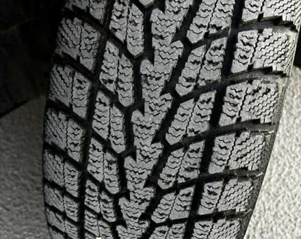 Серый Мицубиси Аутлендер ХЛ, объемом двигателя 2.36 л и пробегом 177 тыс. км за 8750 $, фото 10 на Automoto.ua