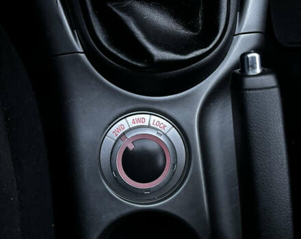 Серый Мицубиси Аутлендер ХЛ, объемом двигателя 2.36 л и пробегом 177 тыс. км за 8750 $, фото 52 на Automoto.ua