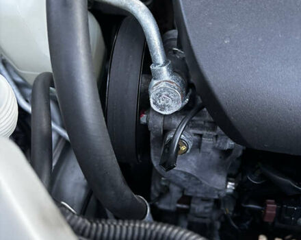 Серый Мицубиси Аутлендер ХЛ, объемом двигателя 2.36 л и пробегом 177 тыс. км за 8750 $, фото 41 на Automoto.ua