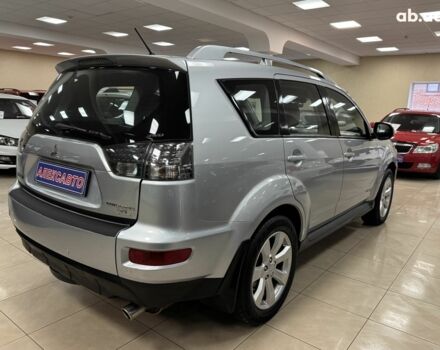 Сірий Міцубісі Аутлендер ХЛ, об'ємом двигуна 0 л та пробігом 182 тис. км за 10800 $, фото 5 на Automoto.ua