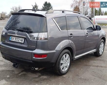 Серый Мицубиси Аутлендер ХЛ, объемом двигателя 2.3 л и пробегом 289 тыс. км за 10333 $, фото 10 на Automoto.ua