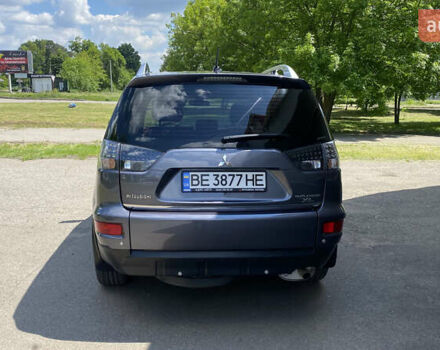 Сірий Міцубісі Аутлендер ХЛ, об'ємом двигуна 2.4 л та пробігом 126 тис. км за 11200 $, фото 3 на Automoto.ua