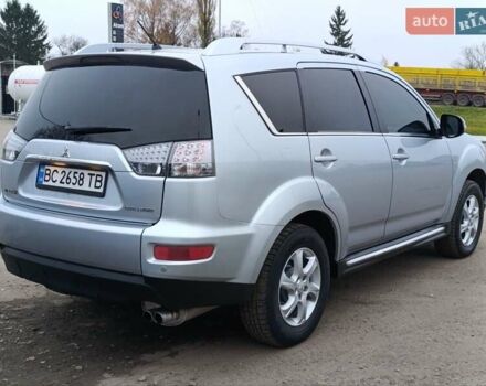 Серый Мицубиси Аутлендер ХЛ, объемом двигателя 2 л и пробегом 209 тыс. км за 9555 $, фото 10 на Automoto.ua