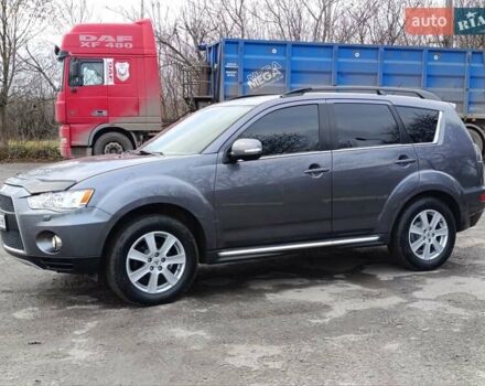 Серый Мицубиси Аутлендер ХЛ, объемом двигателя 2.3 л и пробегом 289 тыс. км за 10333 $, фото 4 на Automoto.ua