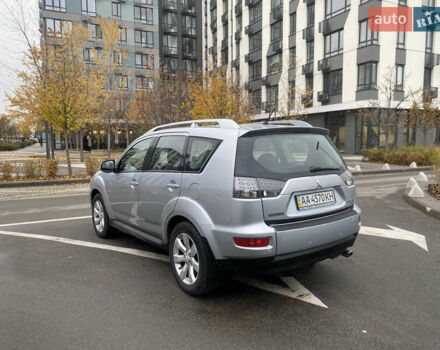 Серый Мицубиси Аутлендер ХЛ, объемом двигателя 2.4 л и пробегом 182 тыс. км за 9800 $, фото 7 на Automoto.ua