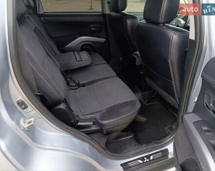 Серый Мицубиси Аутлендер ХЛ, объемом двигателя 2 л и пробегом 209 тыс. км за 9555 $, фото 34 на Automoto.ua