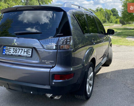 Сірий Міцубісі Аутлендер ХЛ, об'ємом двигуна 2.4 л та пробігом 126 тис. км за 11200 $, фото 4 на Automoto.ua